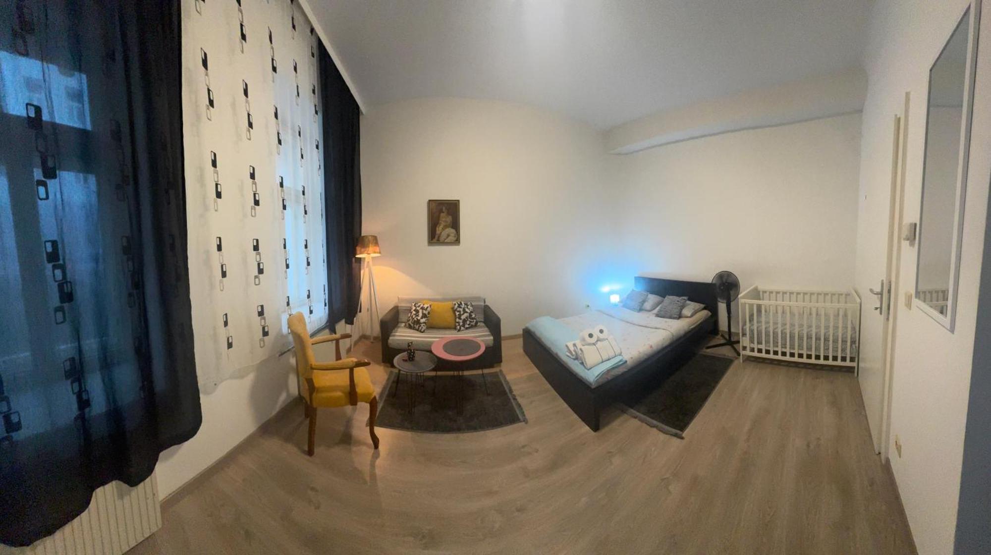 Ganze Klein Unterkunft 1100 Wien Exterior foto